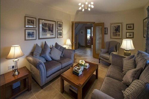 Crowfield Country House, Забронировать Отель «постель и завтрак» Агадоуи Графство Лондондерри