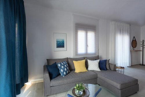 Infinite Blue Apartments - Residencies with Private Pools, Забронировать Апартаменты/квартира Отели Агия-Пелагии с парковкой, Парковка