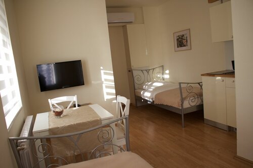 Apartments Srceko, Book Apartment Hotels in Zagreb with Parking, Parking
