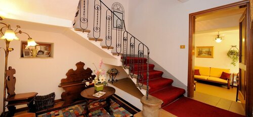 Hotel San Sebastiano, Забронировать Отель Отели Перуджи с парковкой, рядом с Акведук, Парковка