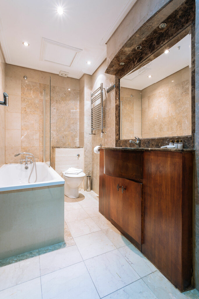 London Plaza Serviced Apartments
