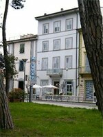 Hotel Sogno, Забронировать Отель Виареджо Версилия, рядом с Гавань Виареджо