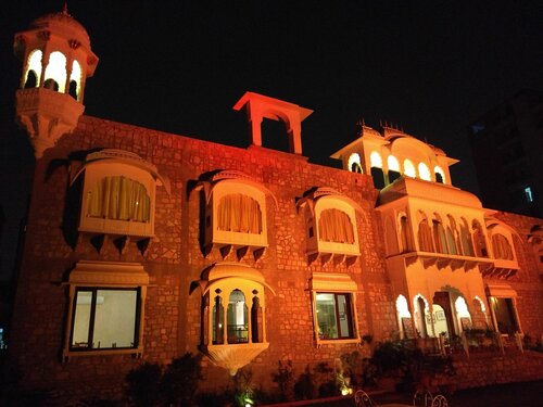 Rajasthan Palace - A Heritage Boutique Hotel in Jaipur, Забронировать Бутик-отель Адарш Нагар 