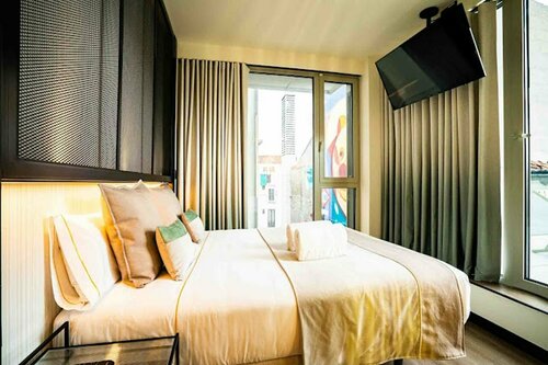 Akeah Hotel Gran Vía, Забронировать Отель Отели Мадрида с бассейном, рядом с Иглесия, Бассейн