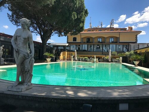 Grand Hotel Helio Cabala, Boek Hotel Hotels in Lazio met zwembad, Zwembad