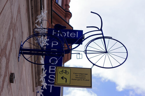 PrivatHotel Probst, Забронировать Отель Отели Митте с парковкой, Парковка