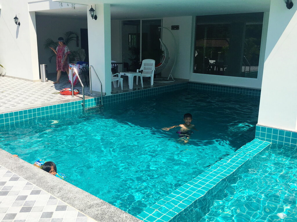 Oyo 403 Baan Hinwong