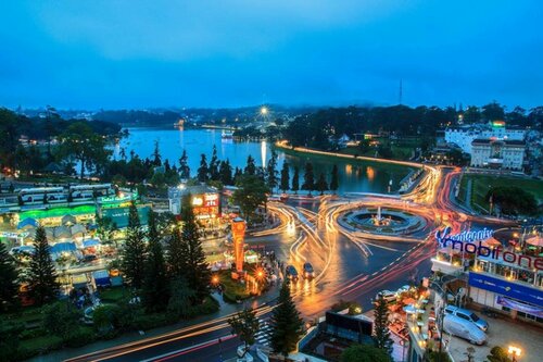 Ngan Hoa - Mille Fleurs, Забронировать Отель Далат Ламдонг, рядом с Парк цветов города Далат