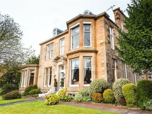 Kildonan Lodge Hotel, Book Hotel Newington 