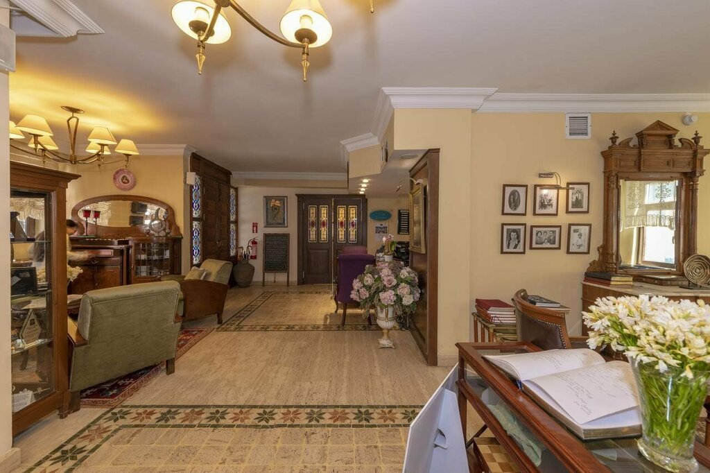 Arena Hotel