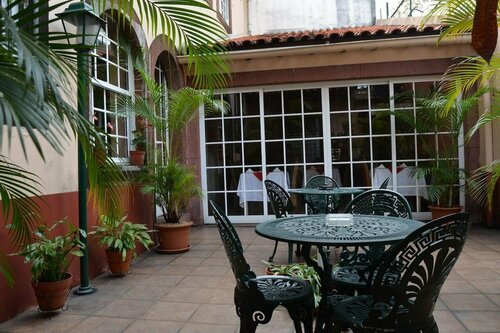 Residencial Mariazinha, Rezerwuj Pensjonat Hotele w Santa Maria z Basenem, Basen