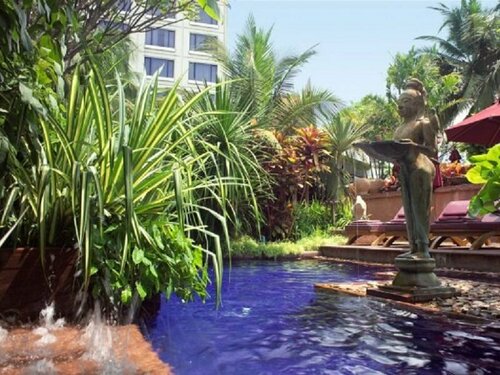 Sheraton Grande Sukhumvit, a Luxury Collection Hotel, Bangkok, Забронировать Отель Отели Бангкока с парковкой, рядом с Улица Араб-стрит, Парковка