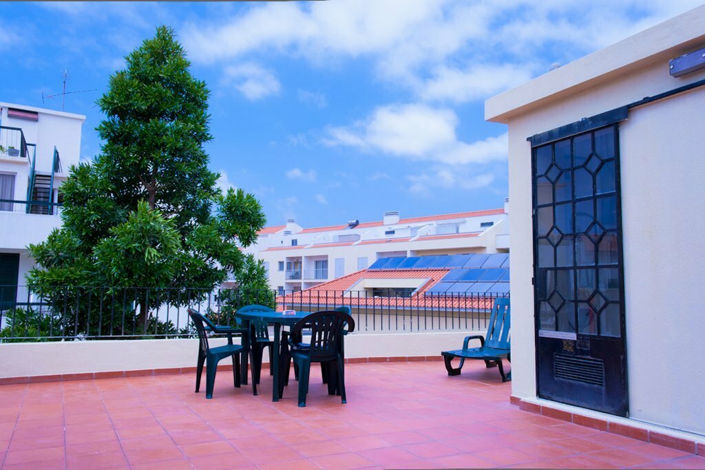 Hostel Monaco