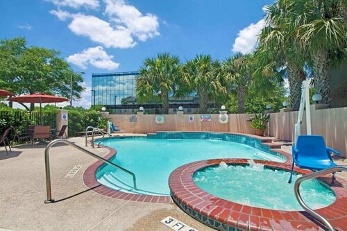 Wingate by Wyndham Houston Bush Intercontinental Airport, Book Hotel Houston hoteller med parkering, Parkering