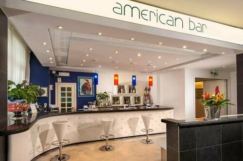 Hotel Mediterraneo, Забронировать Отель Отели Риччоне по системе «всё включено», рядом с Улица Виале-Чеккарини, Всё включено