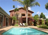 Aziza Guest House, Reservar Casa de hóspedes George Central George