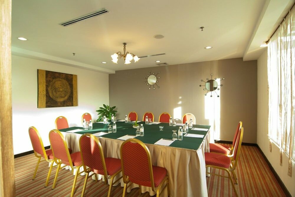 StarCity Hotel