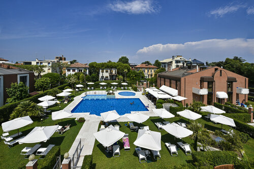 DB Villas Le Ville del Lido Resort, Забронировать Курортный отель Курортные отели Лидо ди Езоло, Курортный отель