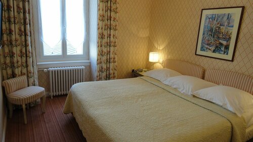 Gradlon, Забронировать Отель Кемпер Finistère, рядом с Centre des congrès Le Chapeau Rouge