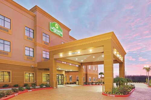 La Quinta Inn & Suites By Wyndham Houston Pasadena North, Забронировать Отель Пасадена Texas Gulf Coast