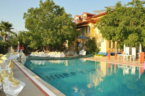 Happy Nur Hotel, Забронировать Отель Отели района Фетхие - Эгейский регион Турции с бассейном, Бассейн