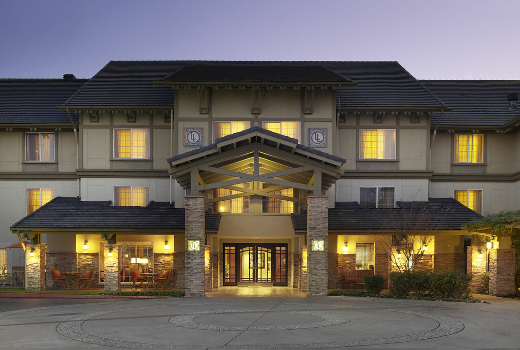 Larkspur Landing Folsom - An All-Suite Hotel