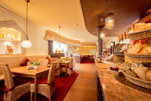 Hotel Wegner - T h e culinary art hotel, Забронировать Отель Отели Лангенхаген 4 звезды, 4*