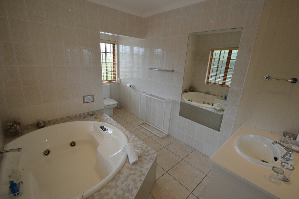 Bayside Villas @ River Club Estate