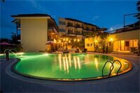 Mountain Creek Wellness Resort, Rezervovat Lázně / Resort Čiang Mai Čiang Mai