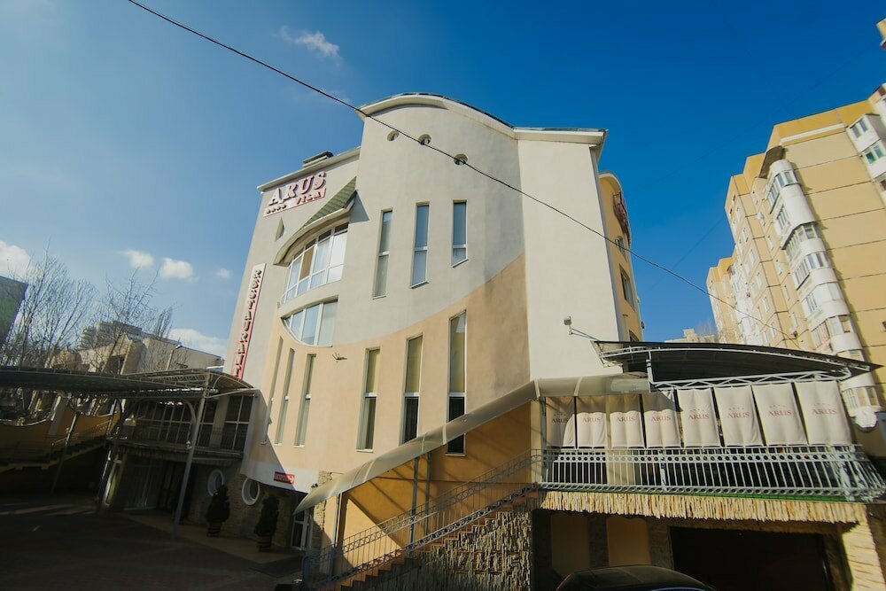 Arus Hotel