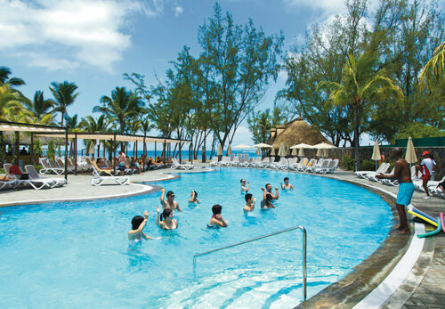 Riu Palace Mauritius - All Inclusive - Adults Only, Забронировать Отель Ле-Морн Black River Gorges National Park, рядом с Le Morne Brabant