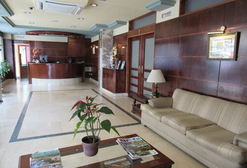 Hotel Virgen del Camino Pontevedra, Забронировать Отель Понтеведра Pontevedra Province