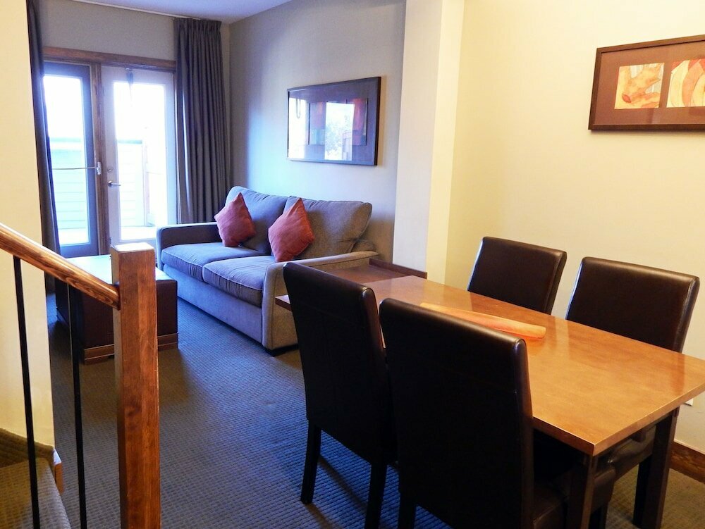 Fire Mountain Lodge