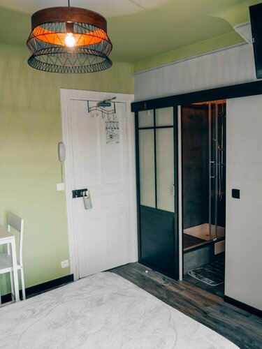 Hôtel Luxia & Spa, Забронировать Курортный отель Курортные отели Парижа, рядом с Фуникулёр, Курортный отель