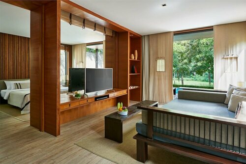 MUTHI MAYA Forest Pool Villa Resort - SHA Plus Certified, Забронировать Курортный отель Му-Си 