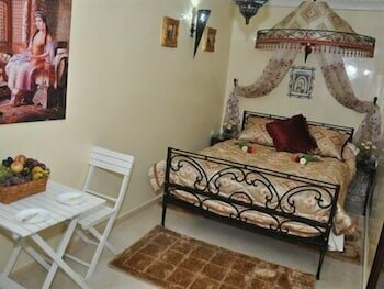 Riad Dar Mesouda, Забронировать Отель Танжер Tanger-Assilah, рядом с Forbes Museum of Tangier