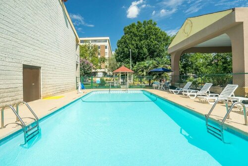 Days Inn by Wyndham Raleigh Midtown, Забронировать Мини-отель Мини-отели Raleigh-Durham Metropolitan Area, Мини-отель