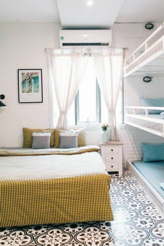 Lilys Hostel