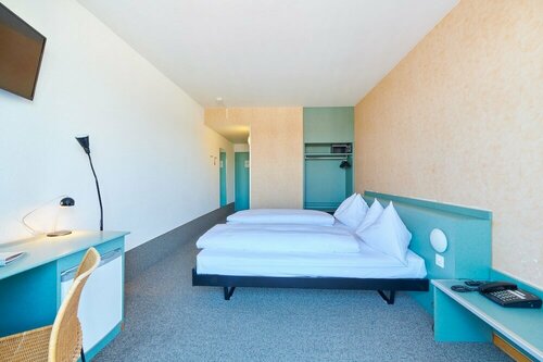 Hotel City am Bahnhof, Забронировать Отель Отели Швейцарского плато с бассейном, Бассейн