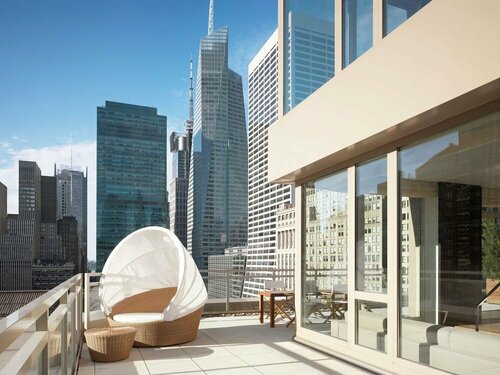 Andaz 5th Avenue, Book Hotel Hoteller i New York State med parkering, Parkering