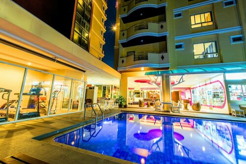 Sunday JA Plus Hotel, Забронировать Отель Отели Паттайя с бассейном, рядом с Арт Ин Парадайз, Бассейн