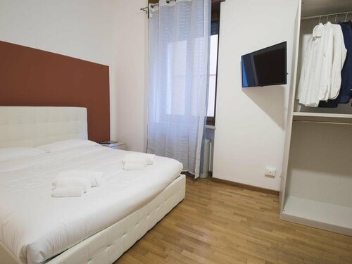 Italianflat - Rentroom Old Town - 200mt to Arena, Забронировать Отель исторический центр Верона, рядом с Castelvecchio Bridge