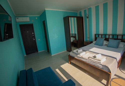Freedom3 Hotel, Prenota Hotel Hotel a Gudauta district con parcheggio, Parcheggio