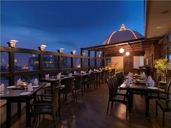 Goldfinch Hotel Bangalore, Забронировать Отель Бангалор штат Карнатака, рядом с Торговый центр Mantri Square