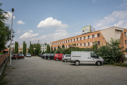 Ce Bestline Hotel