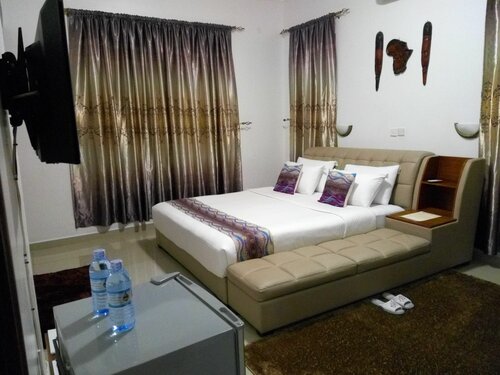 Mowicribs Hotel and Spa, Boek Resort Eastern Uganda SPA hotels, SPA