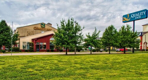 EconoLodge Inn & Suites, จอง โรงแรม Moore โอคลาโฮมา