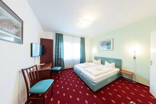 Hotel Central Hauptbahnhof, Забронировать Отель Отели Гейдельберга с завтраком, Завтраки
