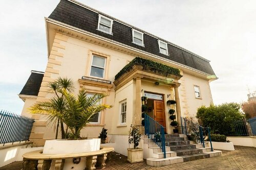Hampshire Hotel, Забронировать Отель Сент-Хелиер 
