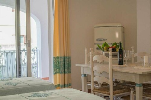 Le Residenze del Golfo di Orosei, Забронировать Апартаменты/квартира Отели Залива Орозеи с парковкой, Парковка